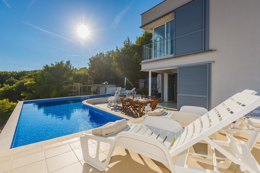 Villa Casabianca Milna  Kültér fotó